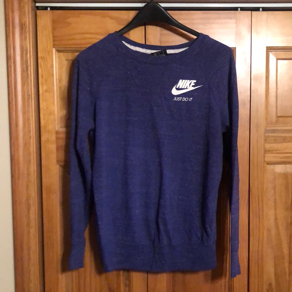Nike long sleeve crew neck
